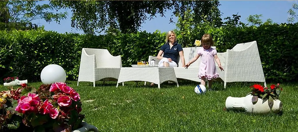 ***  Hotel Costabella San Zeno di Montagna Italia