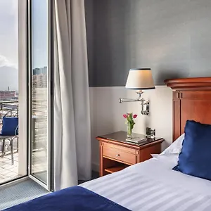https://starhotels-terminus.hotels-amalfi.com
