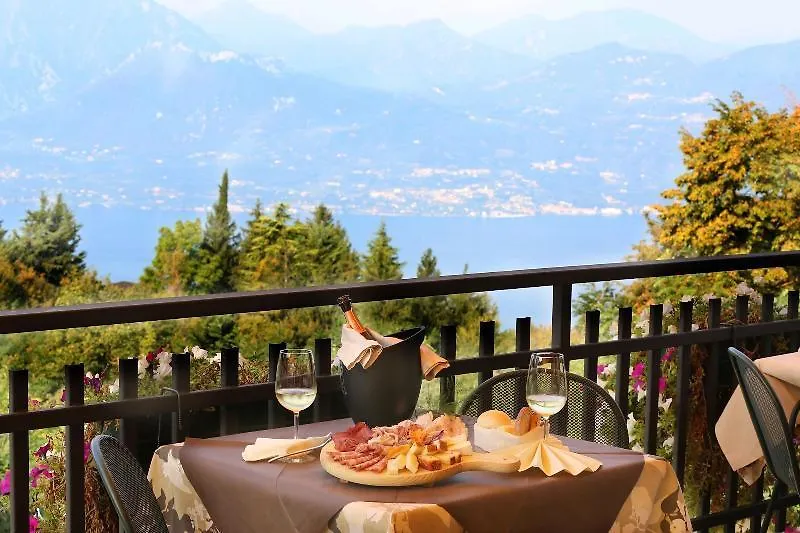 Hotel Costabella San Zeno di Montagna