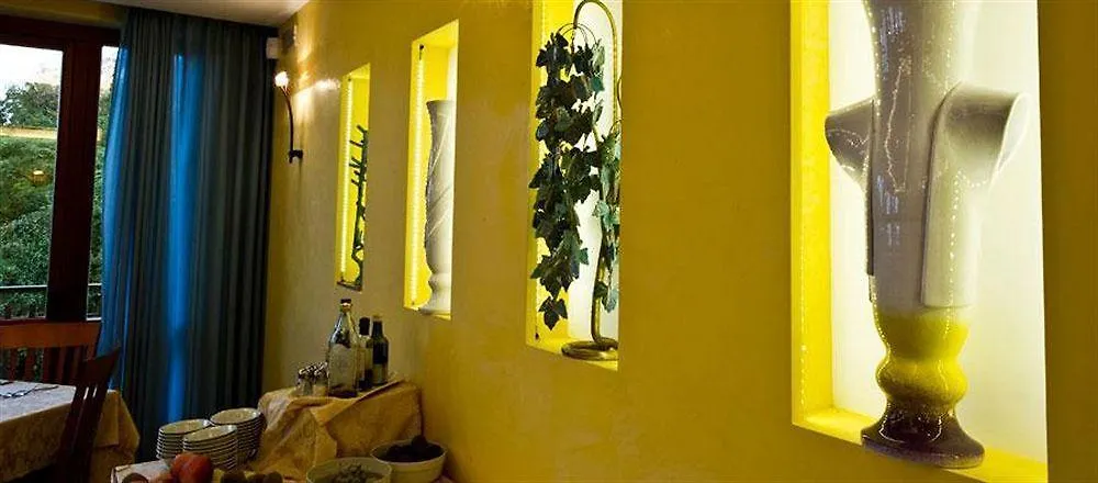 Hotel Costabella San Zeno di Montagna
