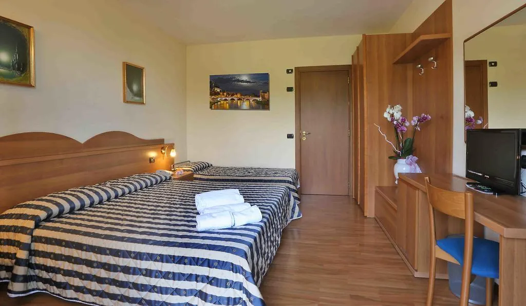 Hotel Costabella San Zeno di Montagna