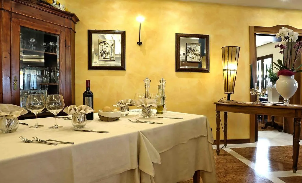 Hotel Costabella San Zeno di Montagna
